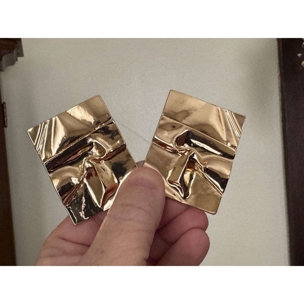 Vintage Large Gold Tone Metal Retro 1980s Pierced Earrings